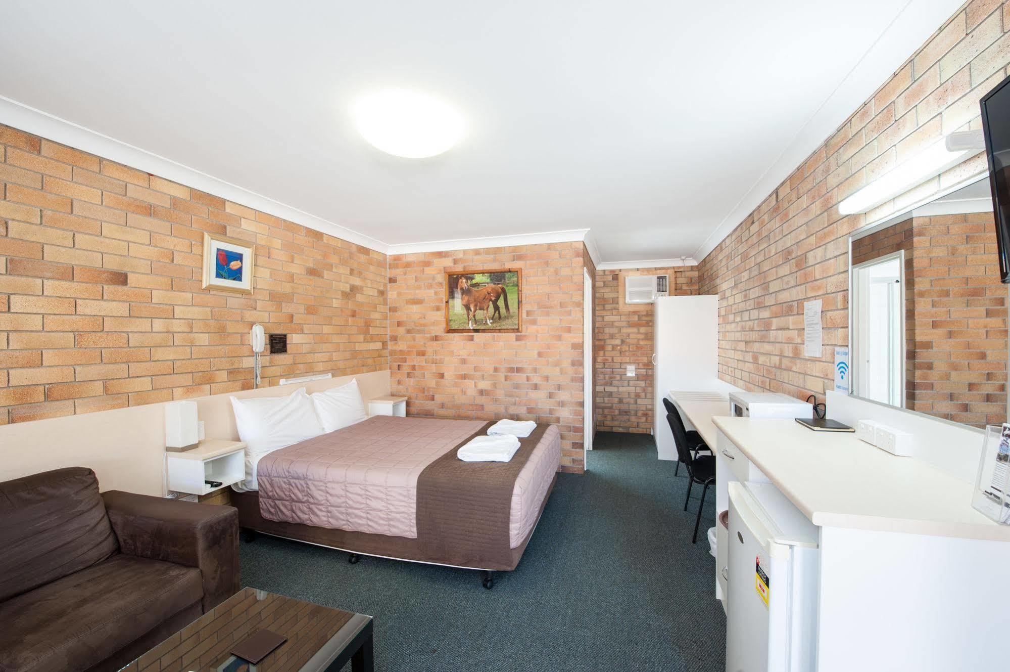 Buckaroo Motor Inn Warwick Exteriör bild